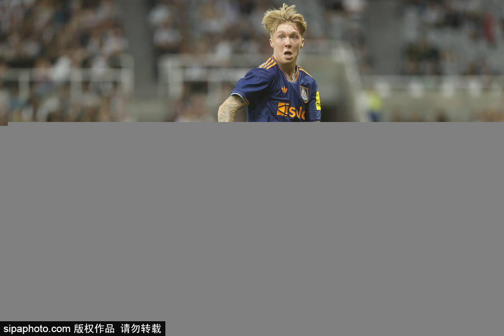 选择, 他在青少年, 年仅