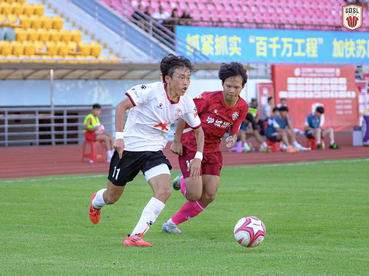 八骏马