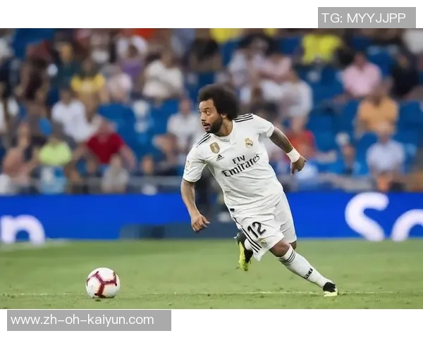 控球大师盘点：这些足球巨星凭精湛技巧征服球场